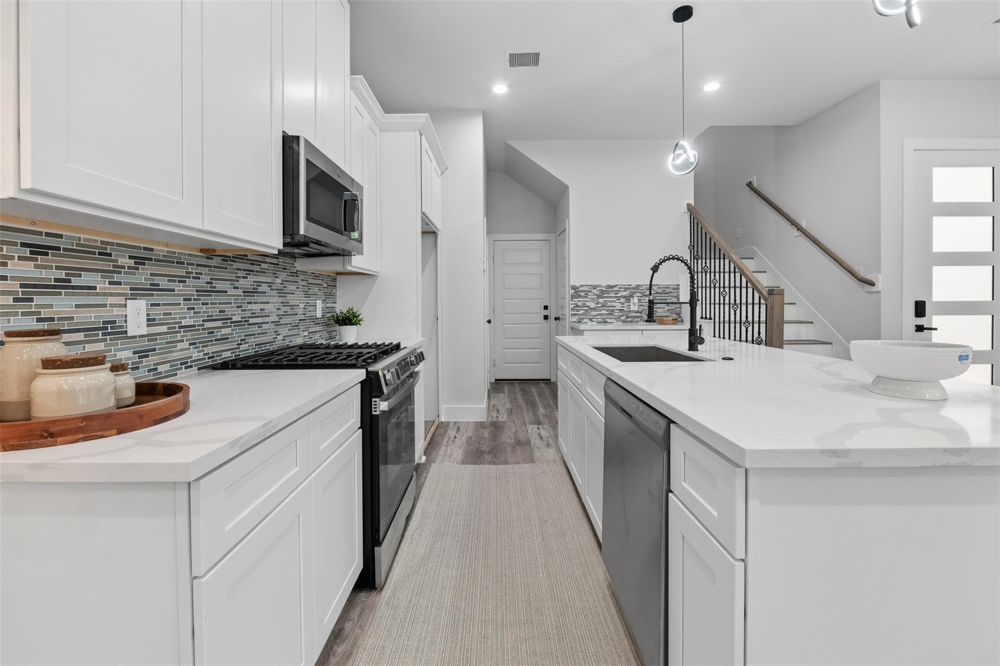 892 Paul Quinn St, Houston, TX 77091 photo