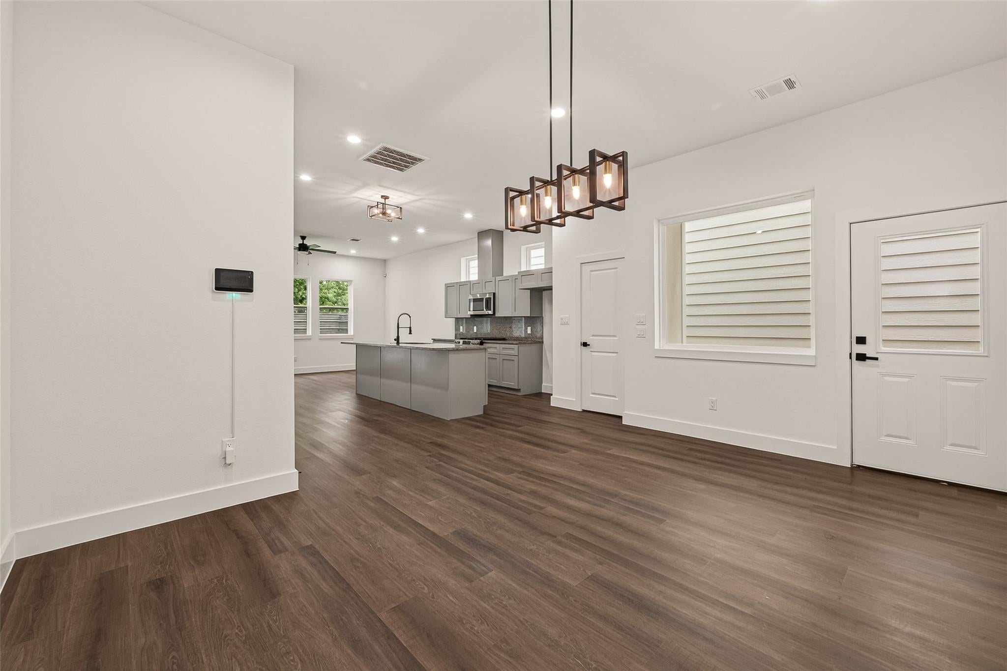6808 Madrid St, Houston, TX 77021 photo