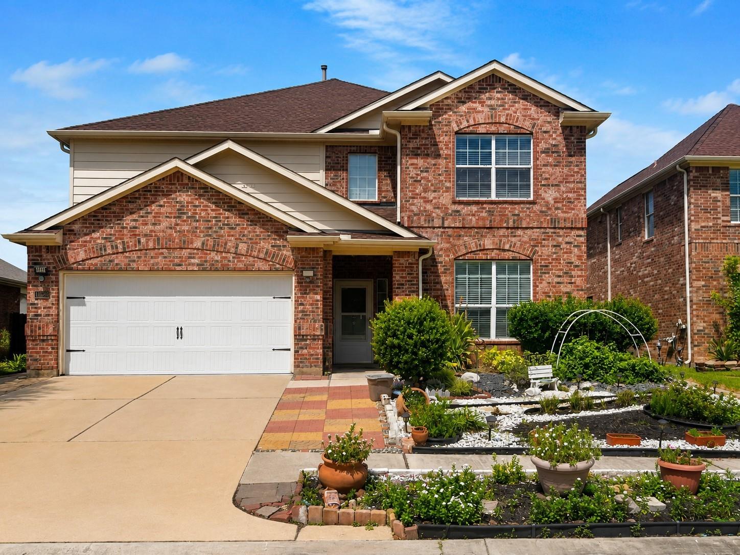 10223 Lark Mountain Dr, Houston, TX 77064