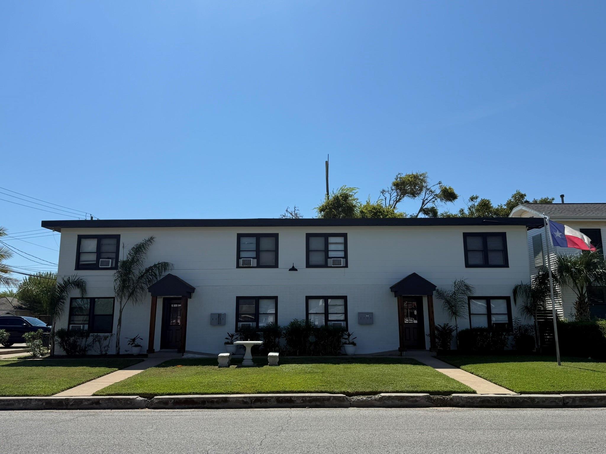 5103 Avenue 0, Galveston, TX 77551 photo