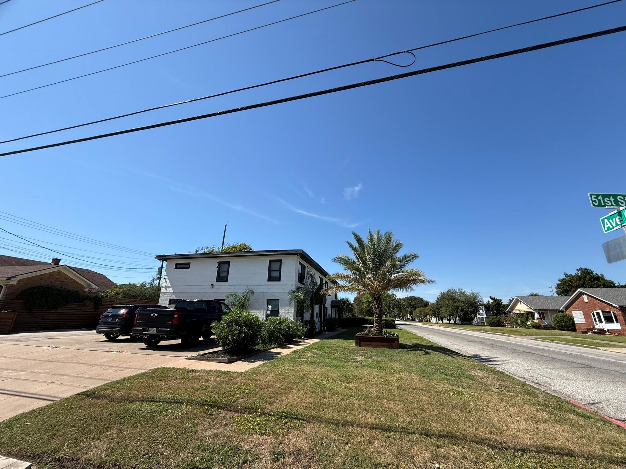 5103 Avenue 0, Galveston, TX 77551 photo