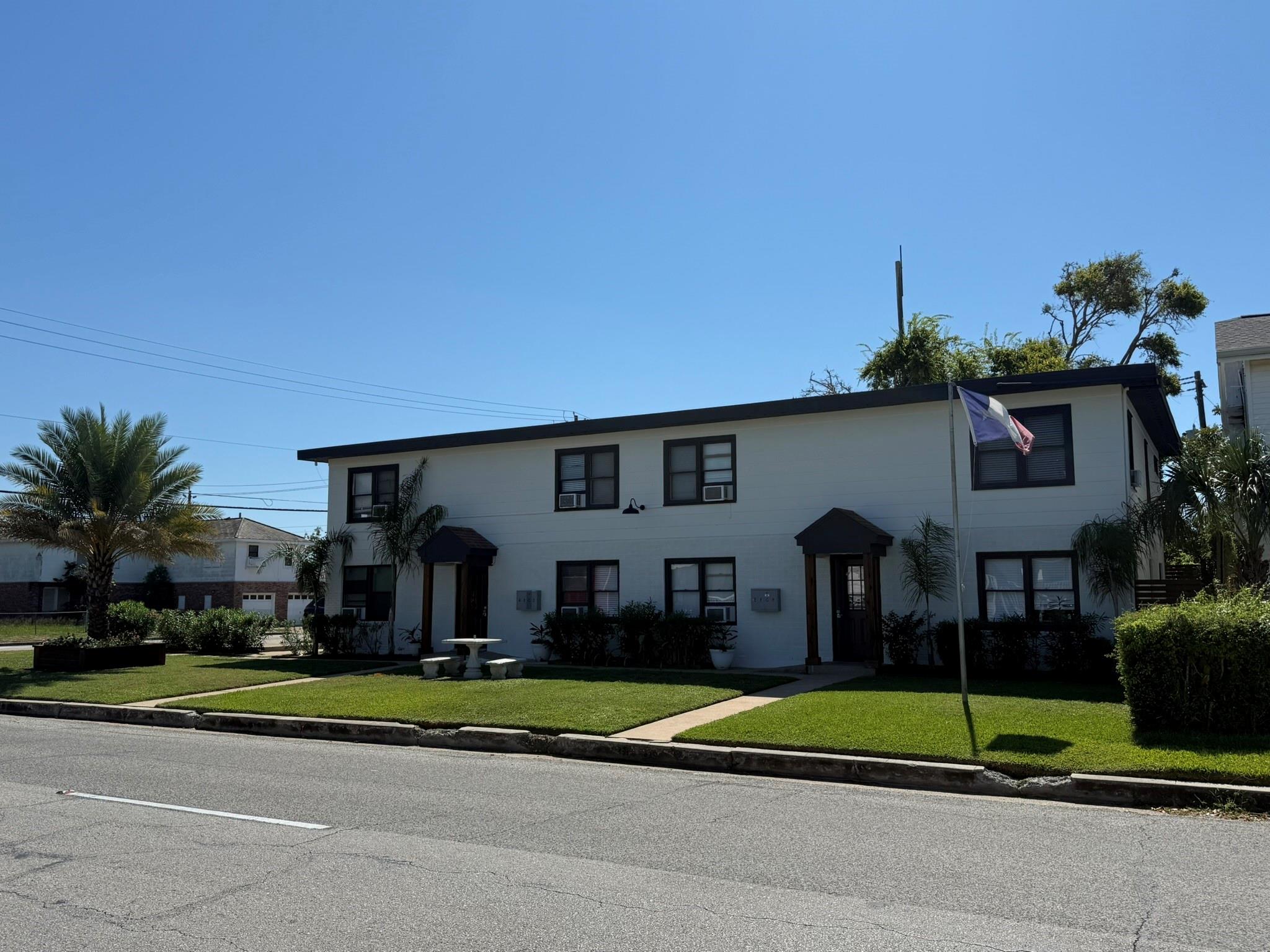 5103 Avenue 0, Galveston, TX 77551 photo