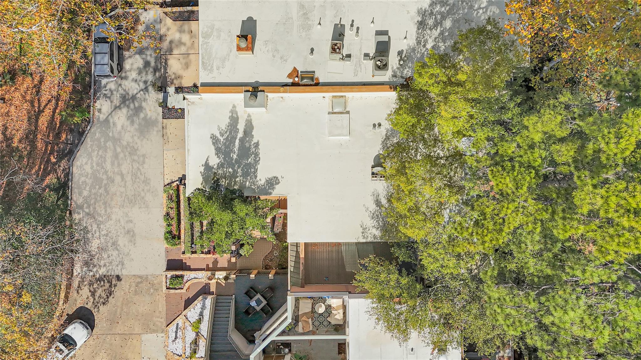 43 Legend Ln, Houston, TX 77024 photo