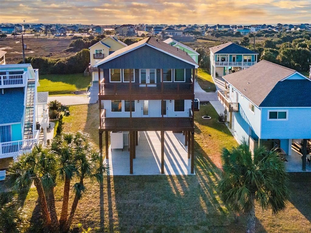 13030 John Reynolds, Galveston, TX 77554 photo