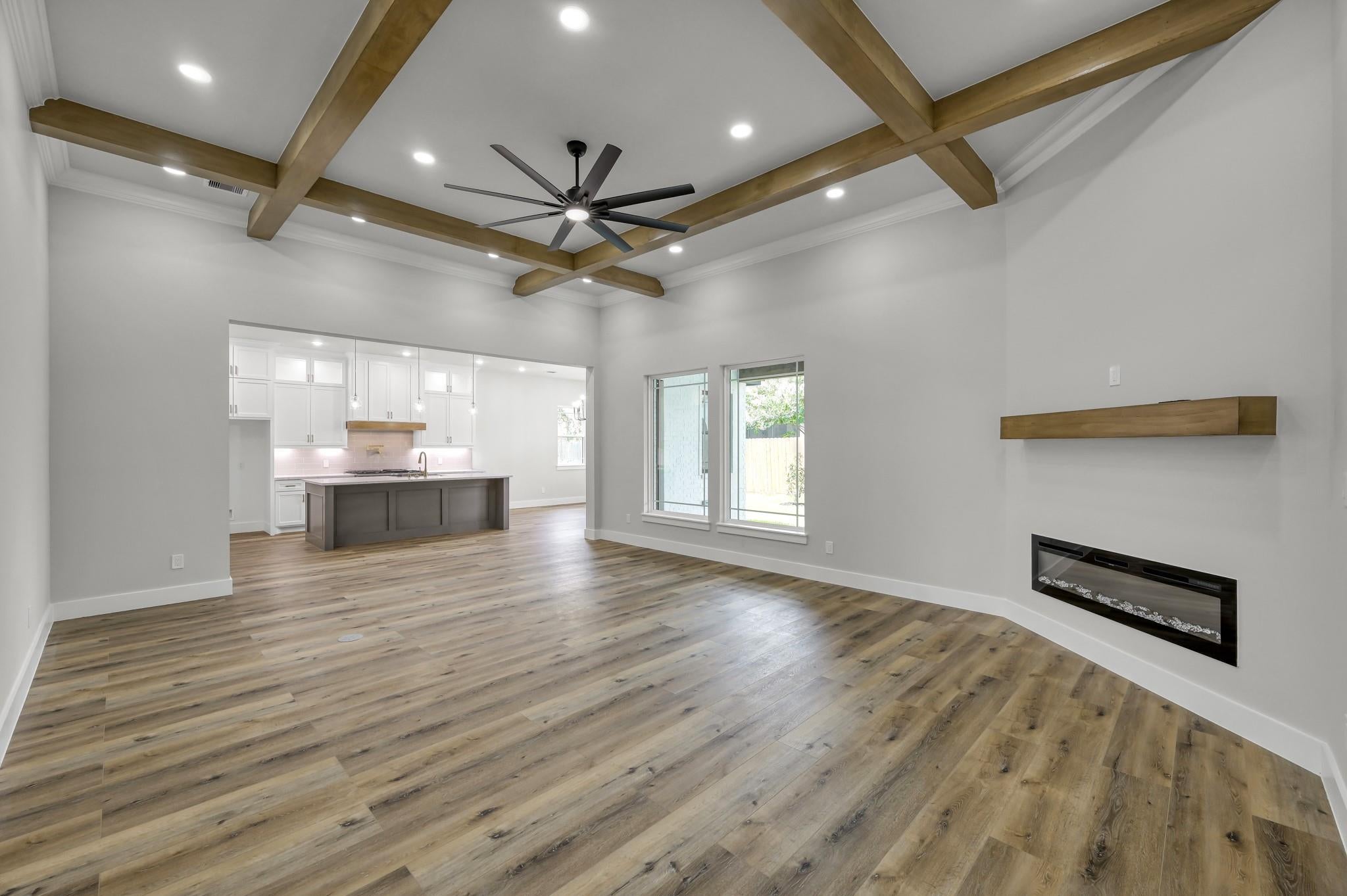 143 Bent Tree Ln, Montgomery, TX 77356 photo