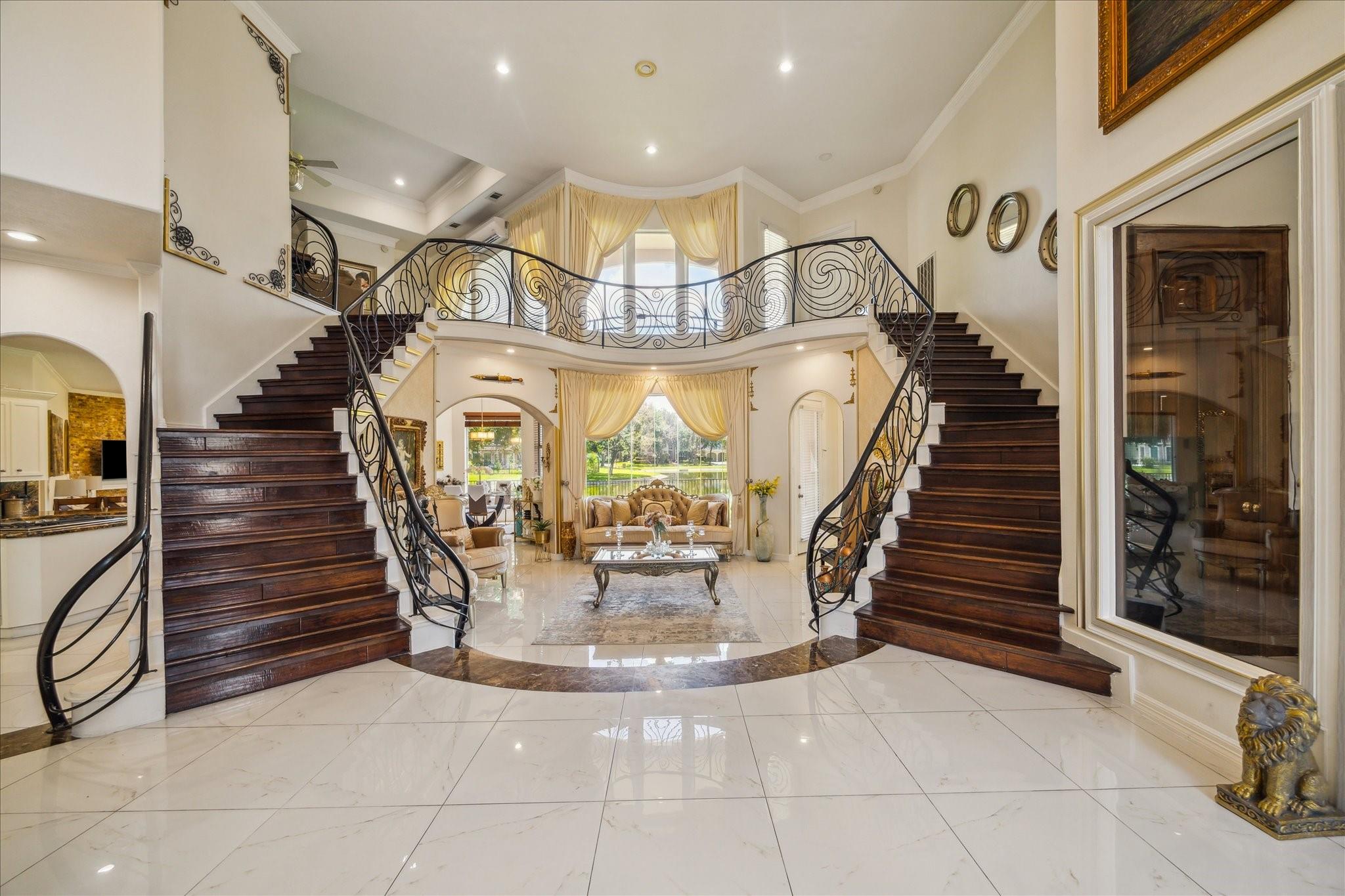 14 Lake Mist Ct, Sugar Land, TX 77479 photo
