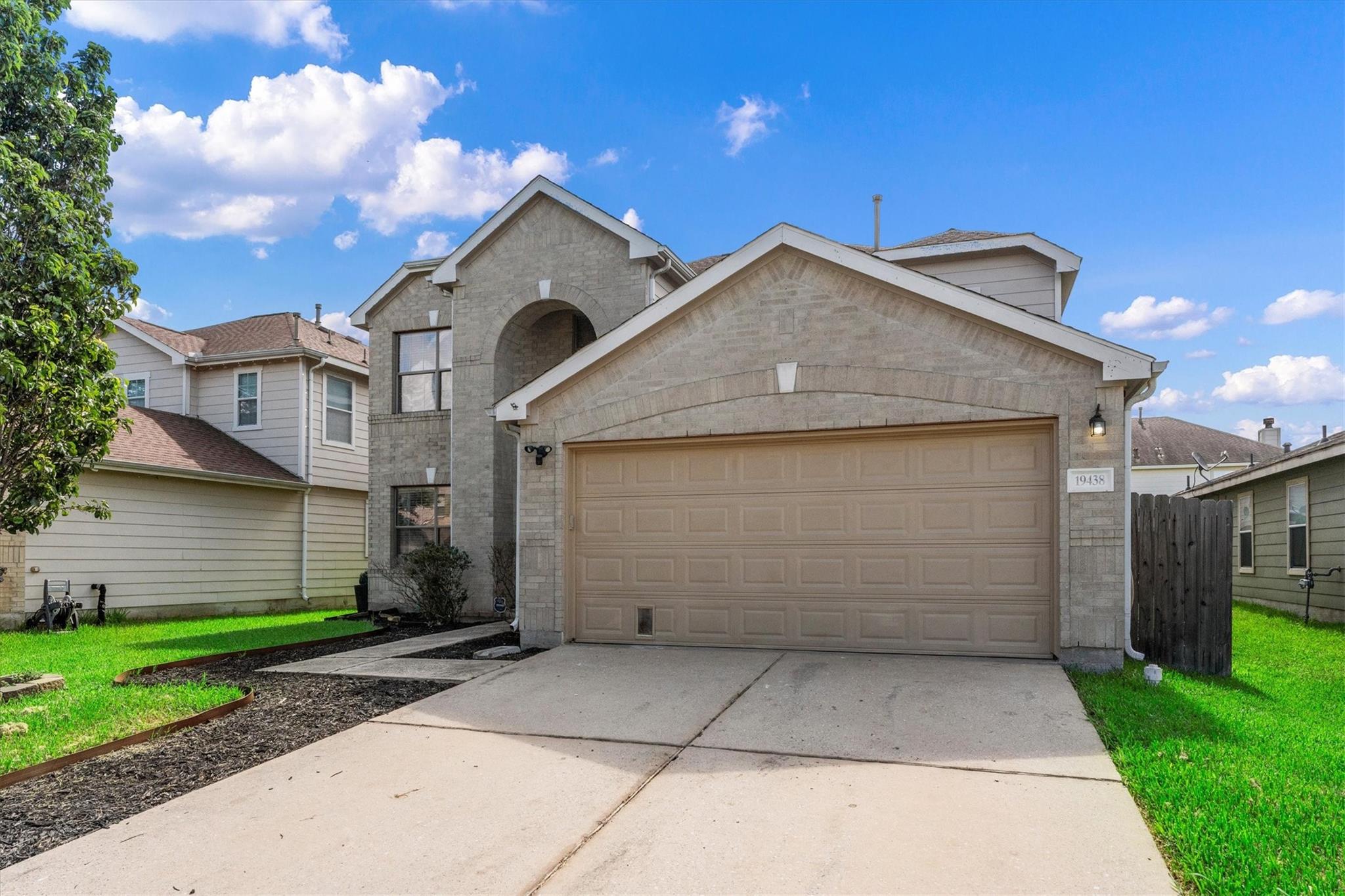 19438 Remington Prairie Dr, Houston, TX 77073