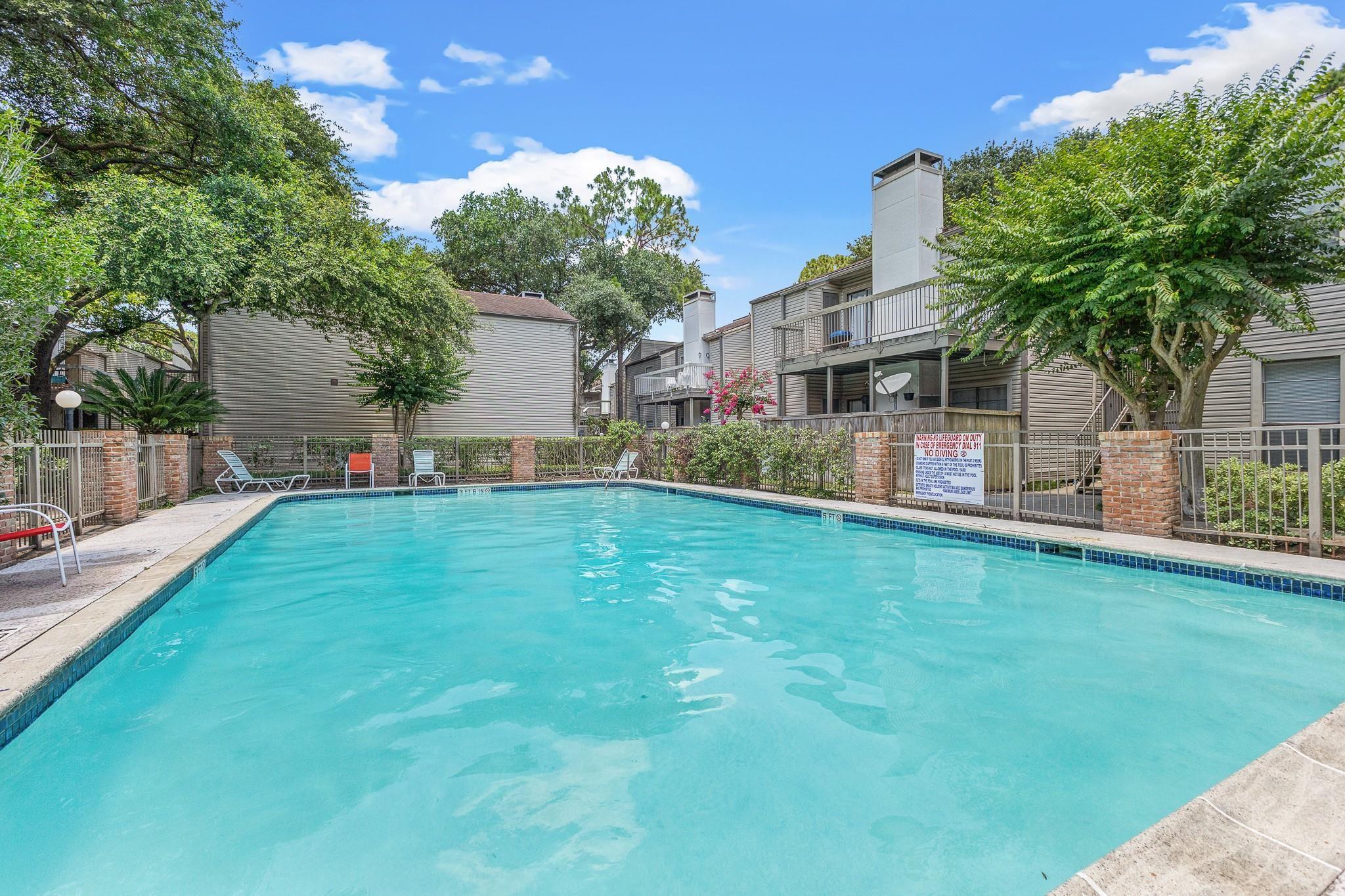 9707 Richmond Ave, Houston, TX 77042