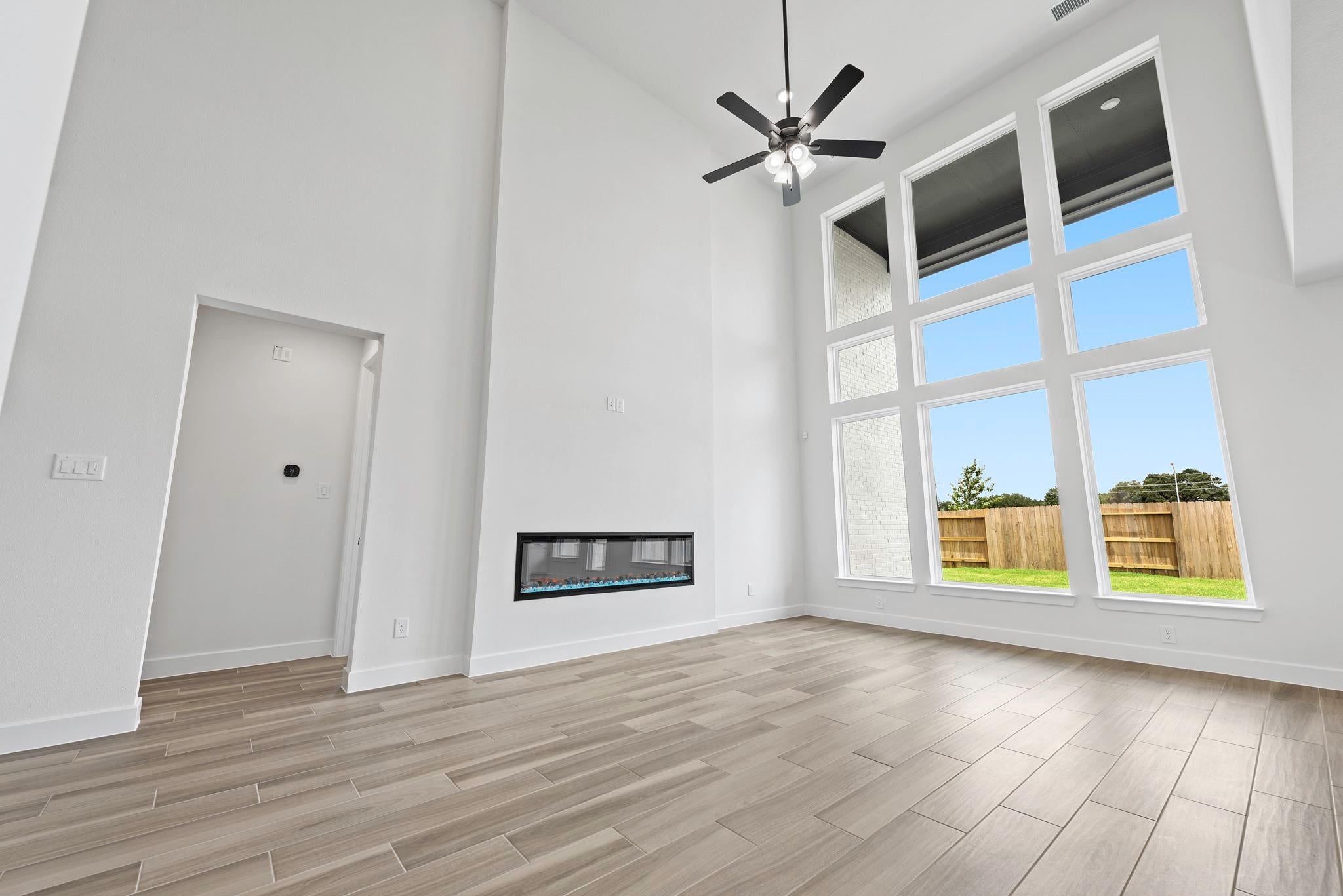 326 Mulberry Creek St, Conroe, TX 77304 photo