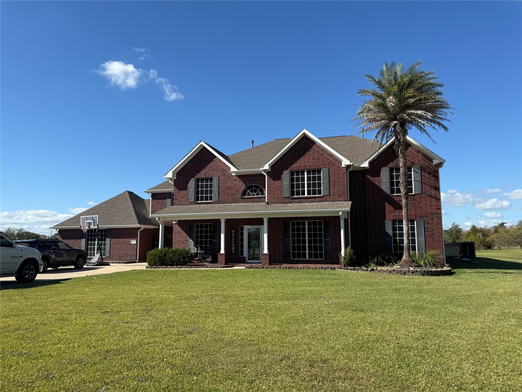8703 Tumblewood Dr, Beach City, TX 77523