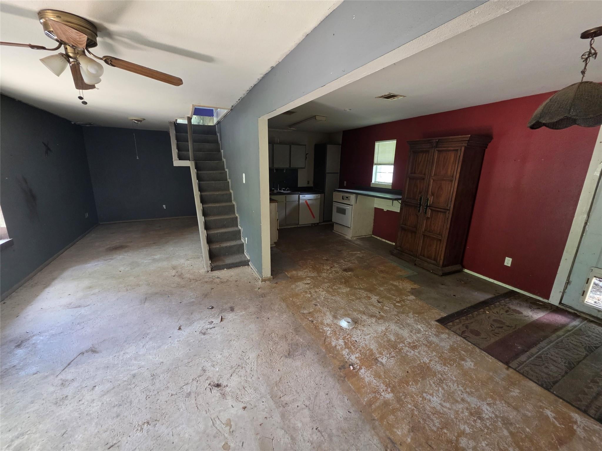 12222 Oak Hollow Ln, Pinehurst, TX 77362 photo