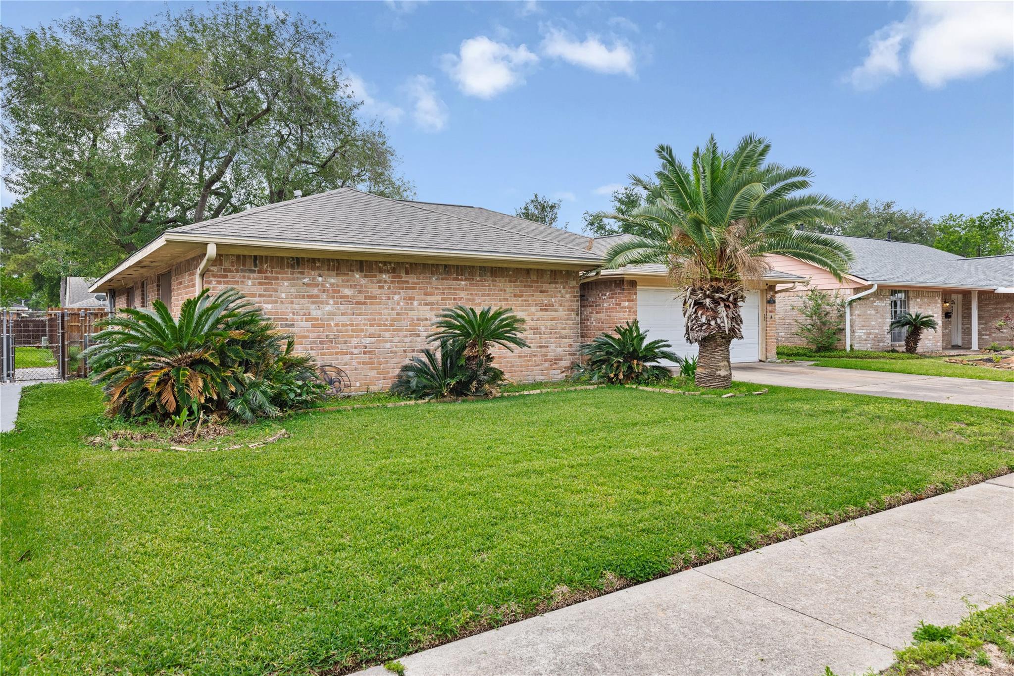 1818 New Orleans St, Deer Park, TX 77536 photo