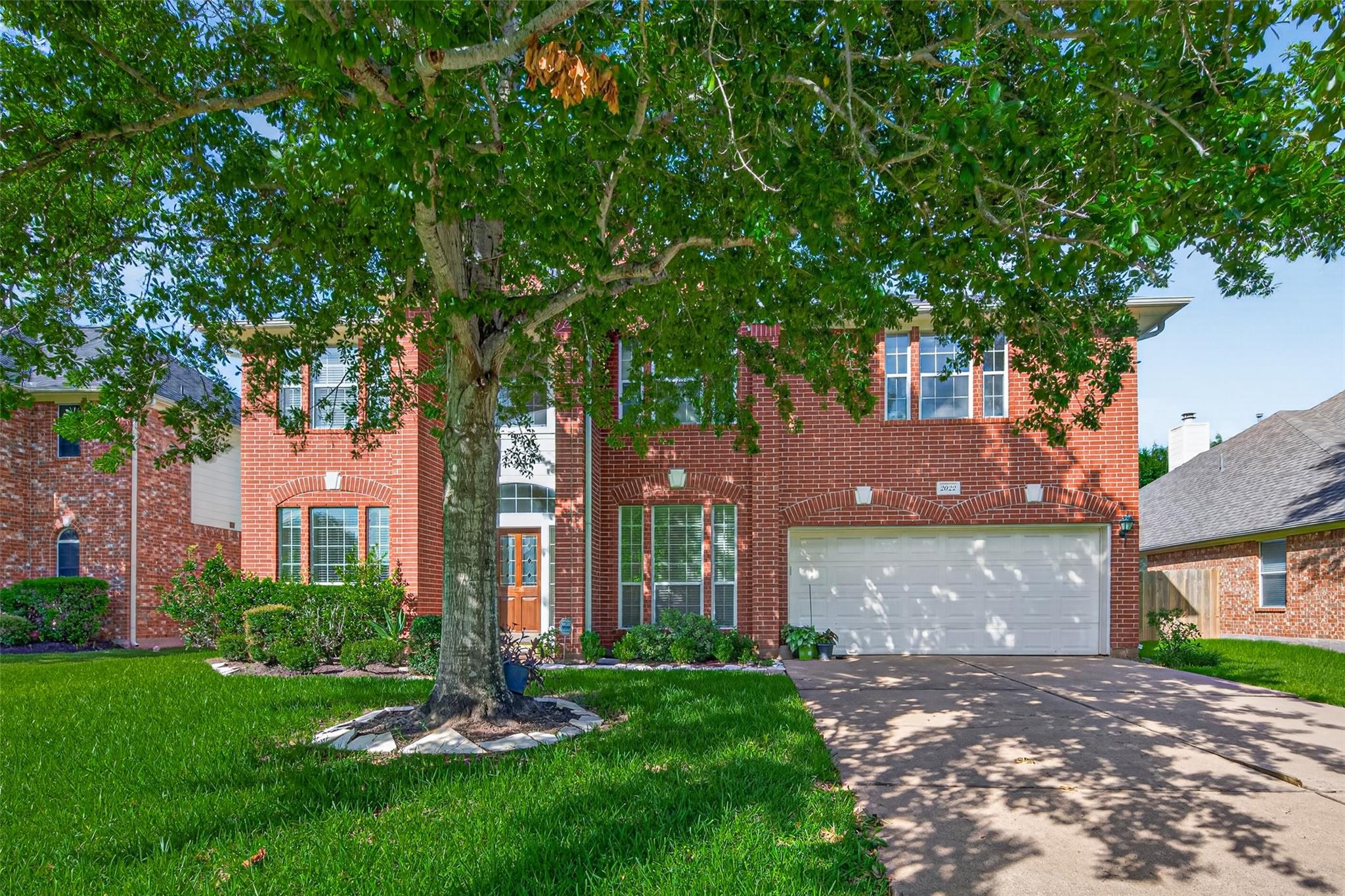 2022 Grand Willow Ln, Richmond, TX 77469 photo