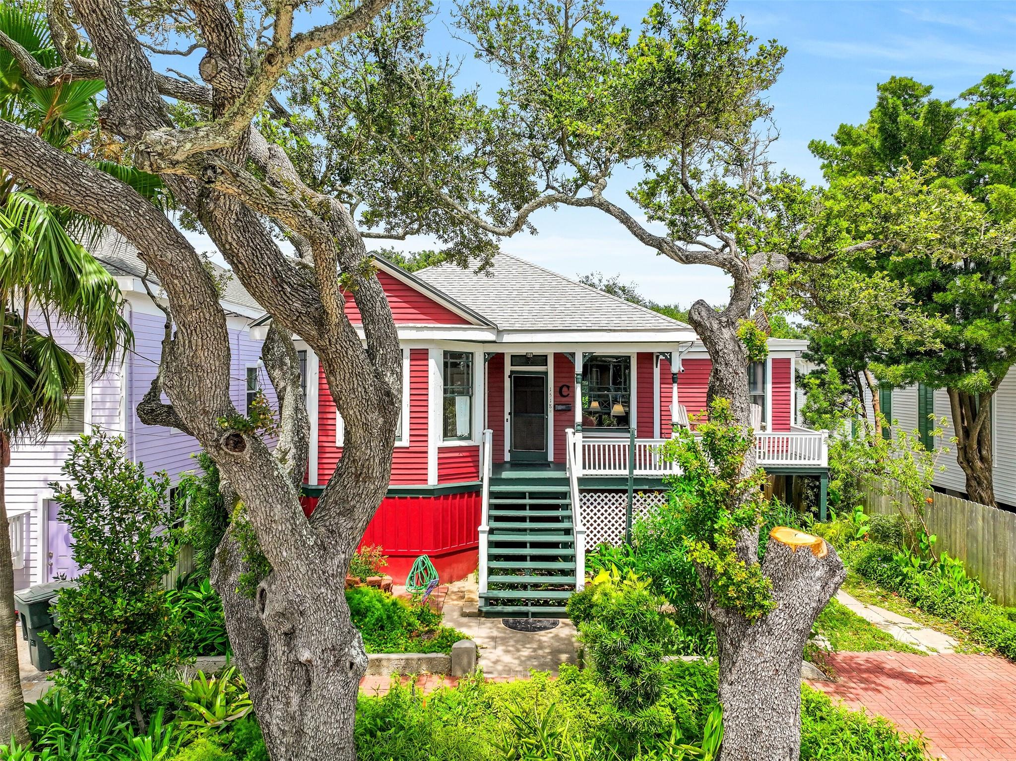 1518 21 St, Galveston, TX 77550 photo