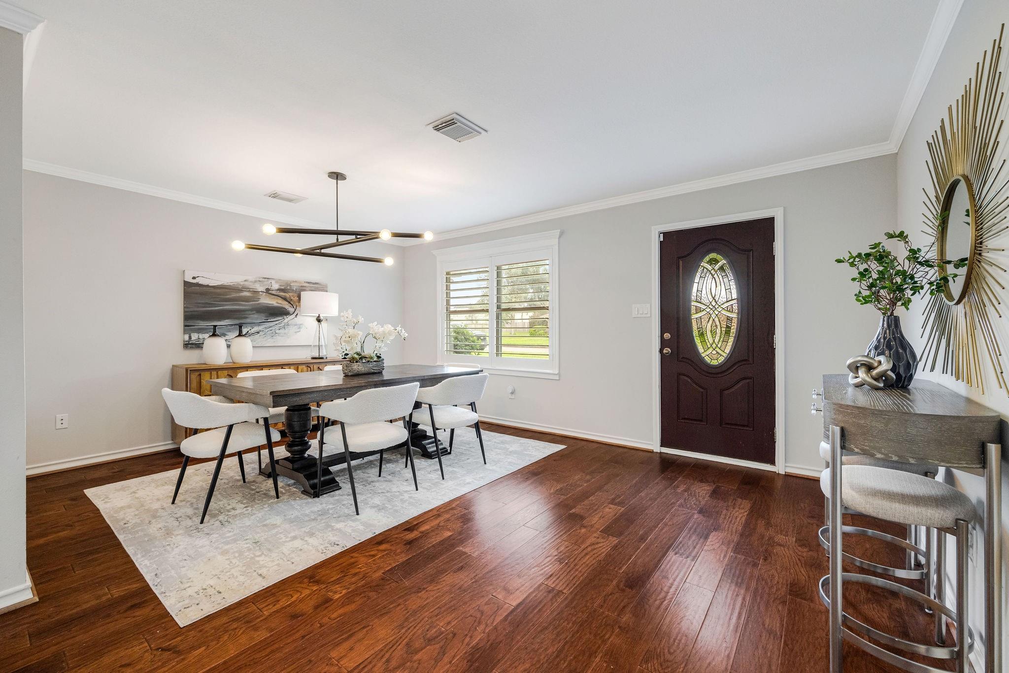 1506 Freedonia Dr, Houston, TX 77055 photo