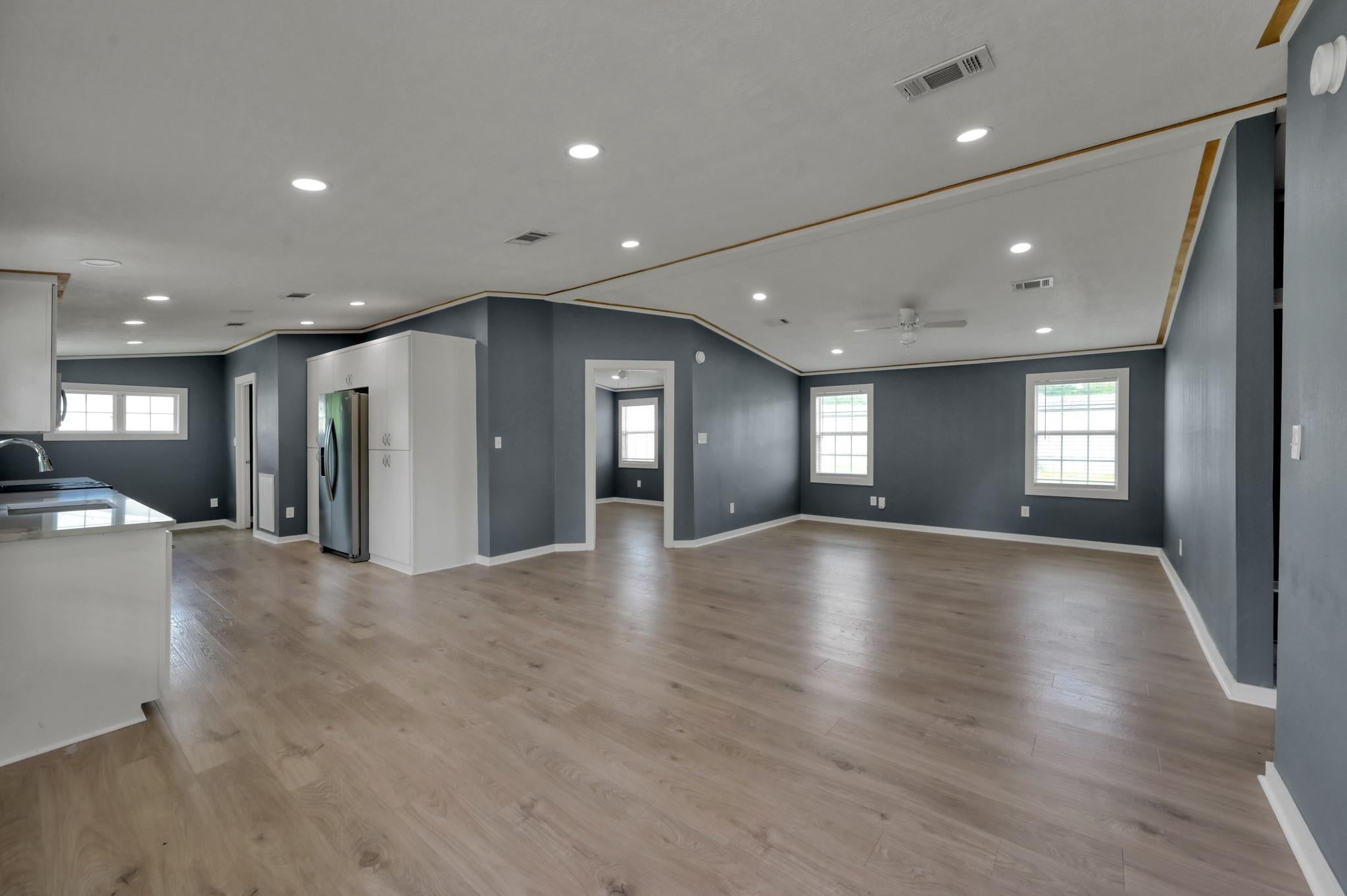 15651 Schank Rd, Conroe, TX 77306