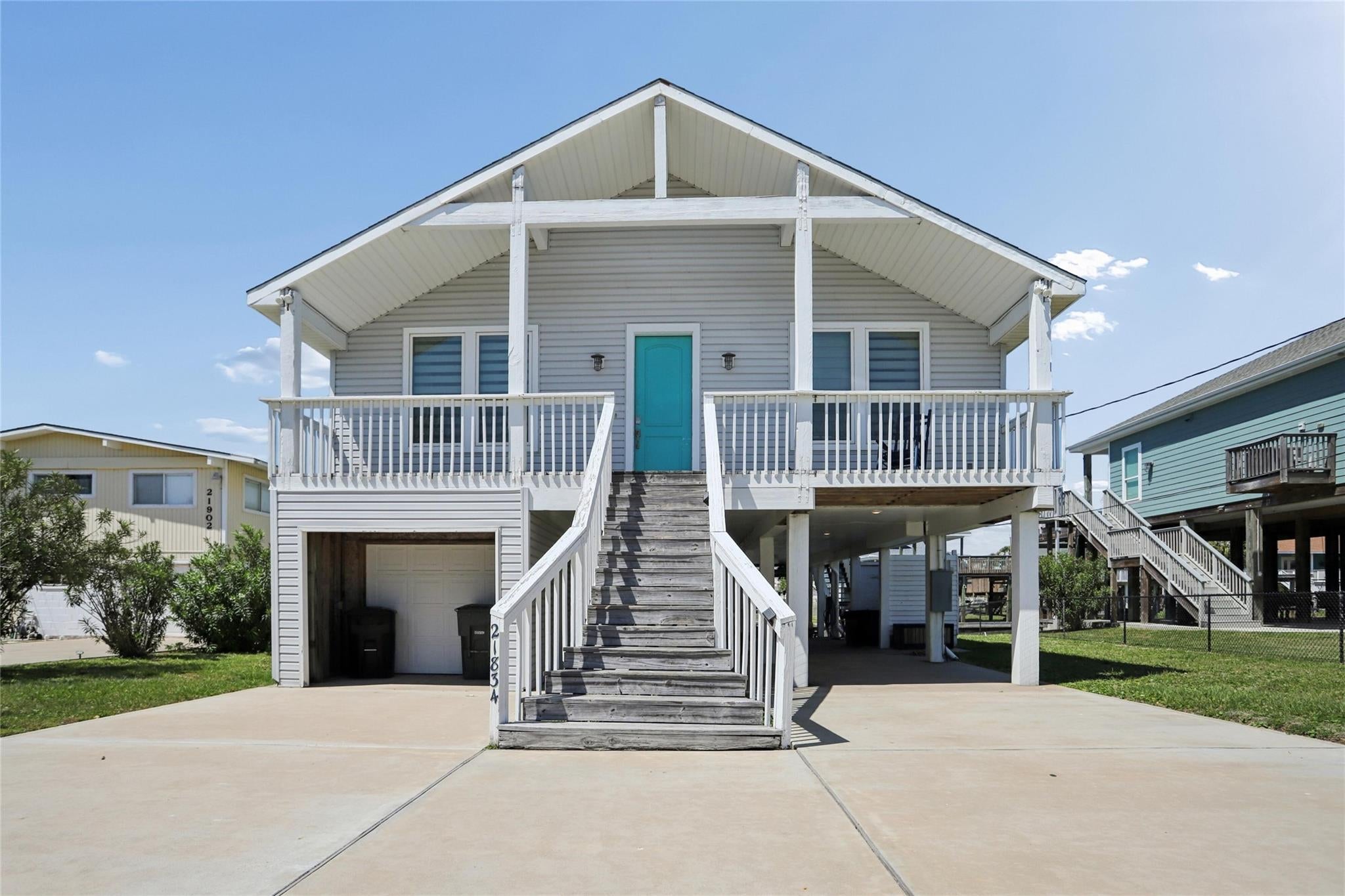 21834 Matagorda Dr, Galveston, TX 77554