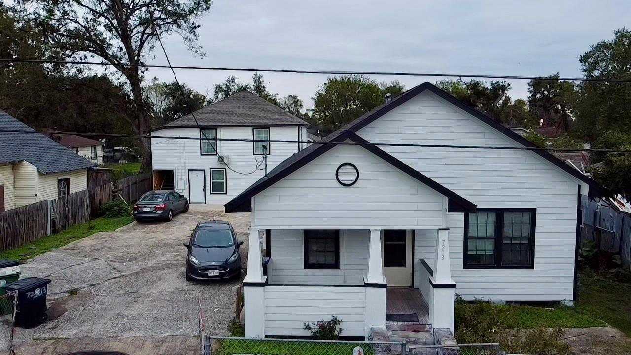 7209 Greenville St, Houston, TX 77020