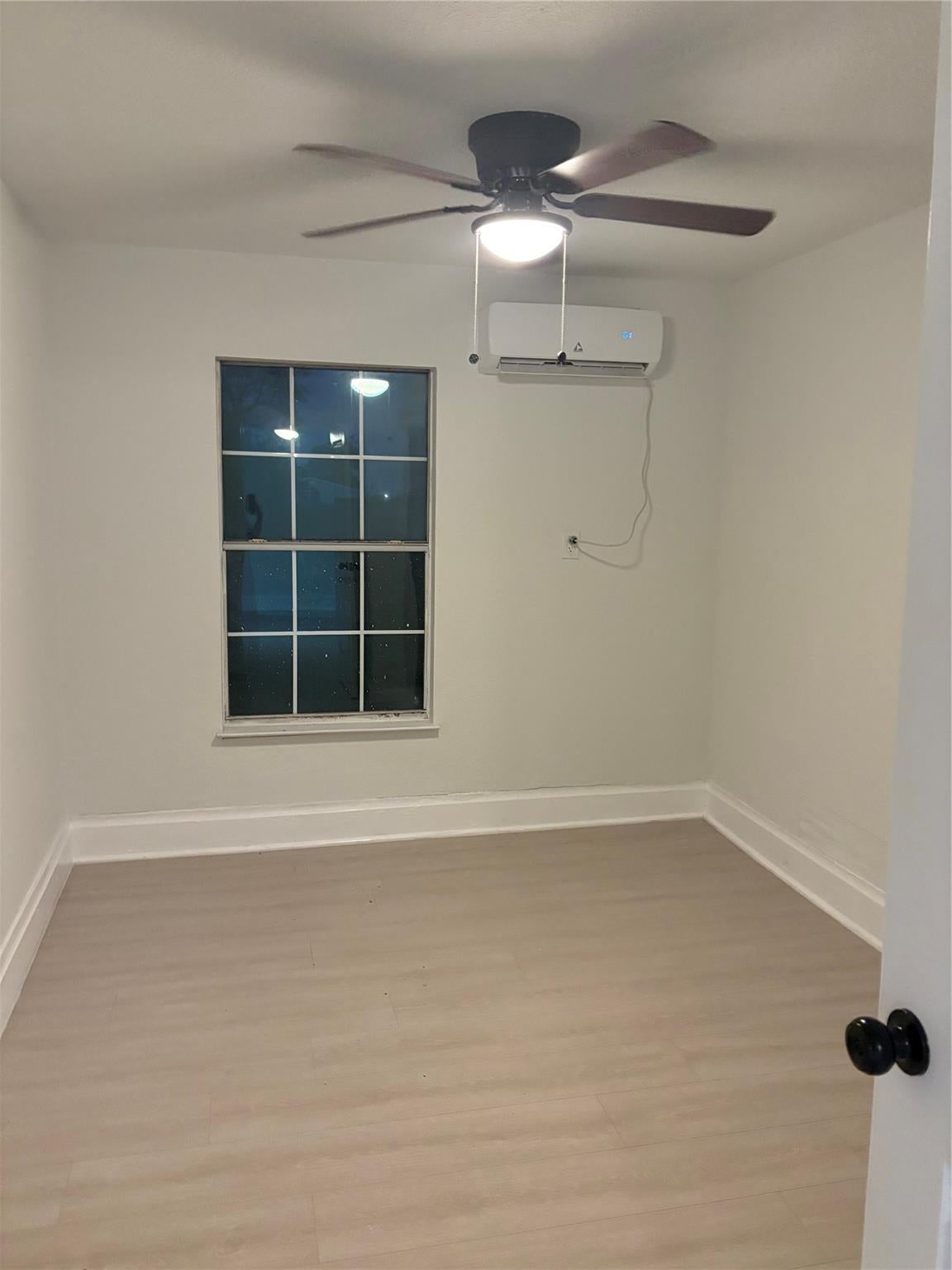 7209 Greenville St, Houston, TX 77020 photo