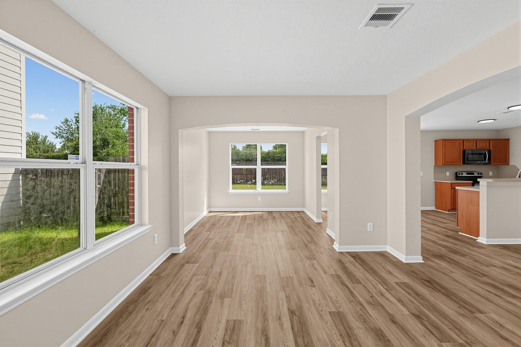 8714 Tartan Walk Ln, Houston, TX 77075 photo
