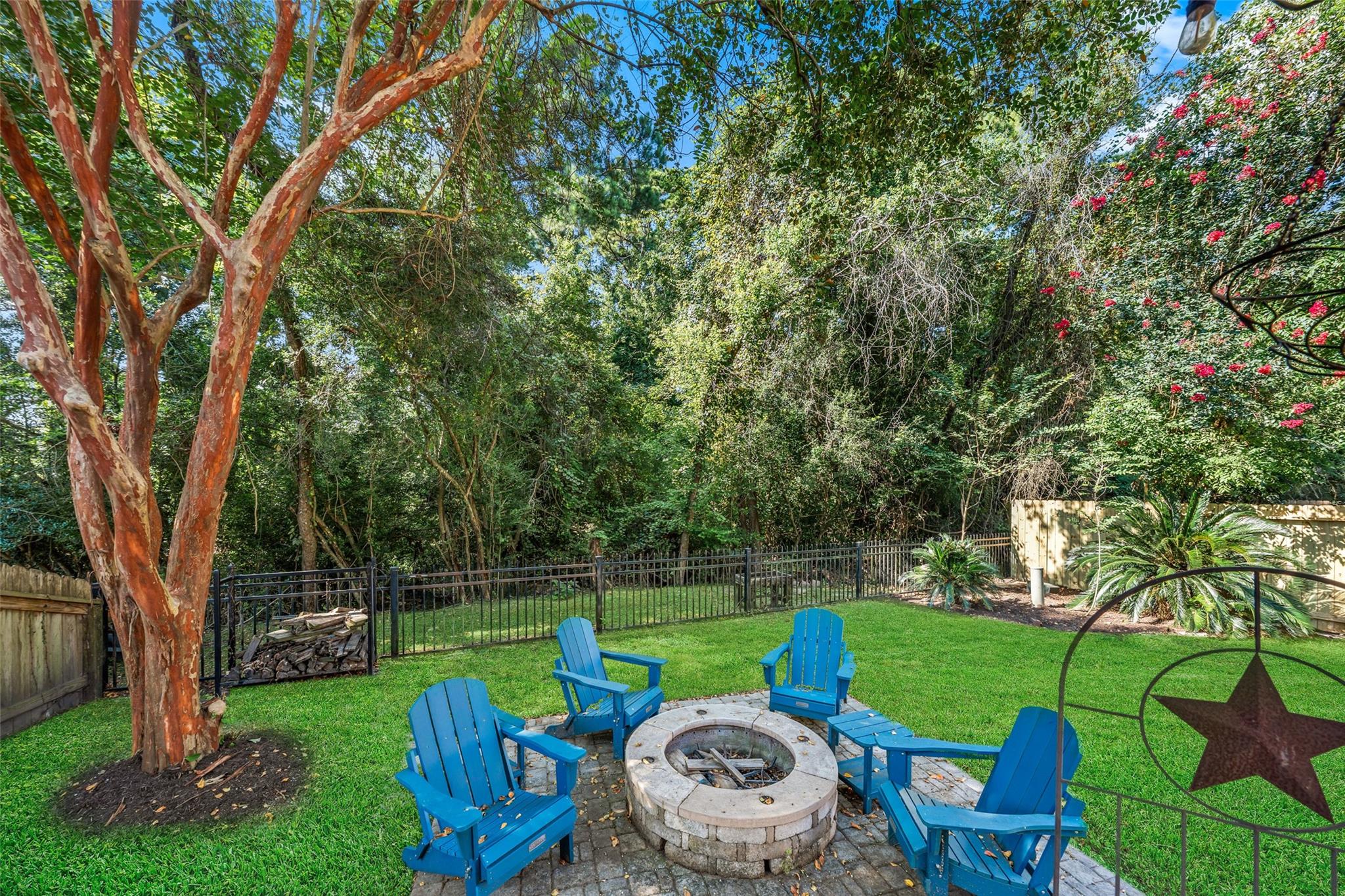 13422 Yaupon Holly Ln, Houston, TX 77044 photo