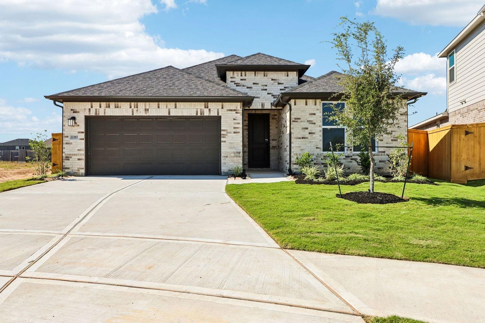 22303 Prickly Pear Dr, Tomball, TX 77375