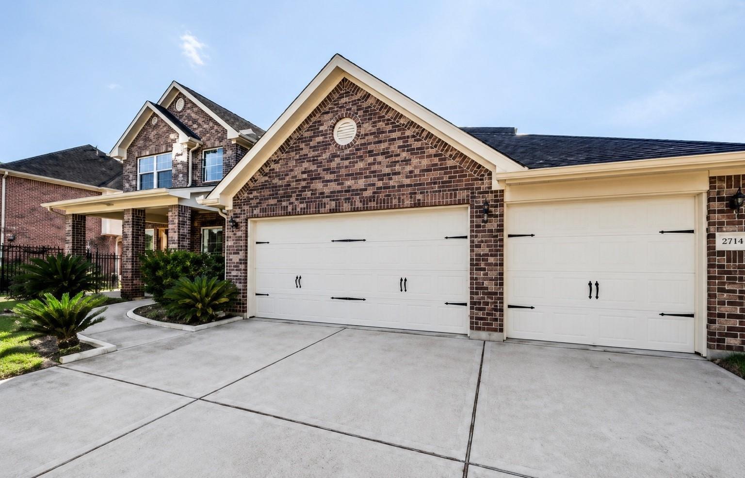 2711 Kestrel Trace Ln, Katy, TX 77494