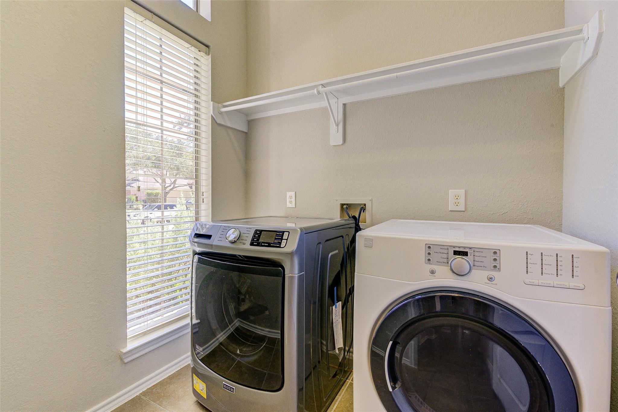 8402 Terrace Brook Dr, Houston, TX 77040 photo