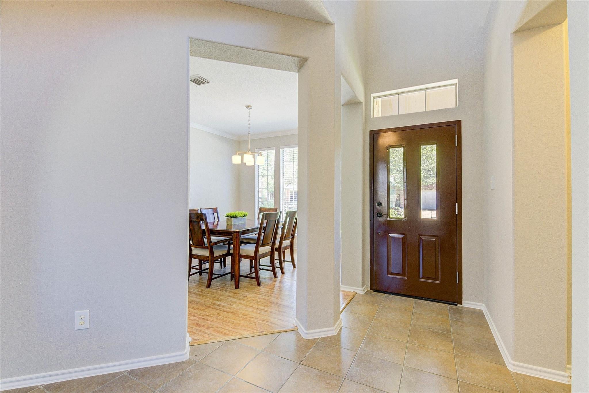 8402 Terrace Brook Dr, Houston, TX 77040 photo