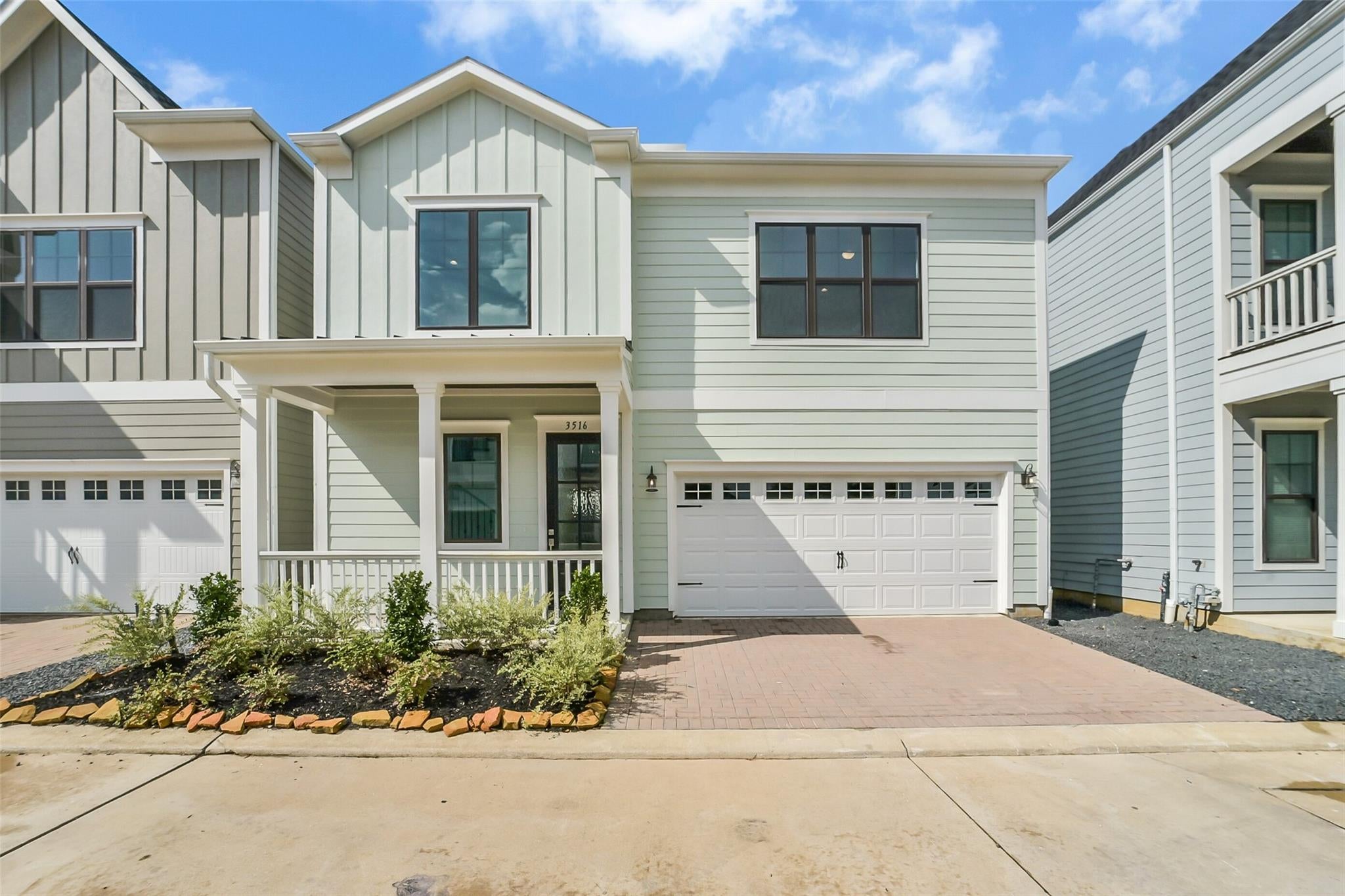3516 Harvest Dance Dr, Houston, TX 77008
