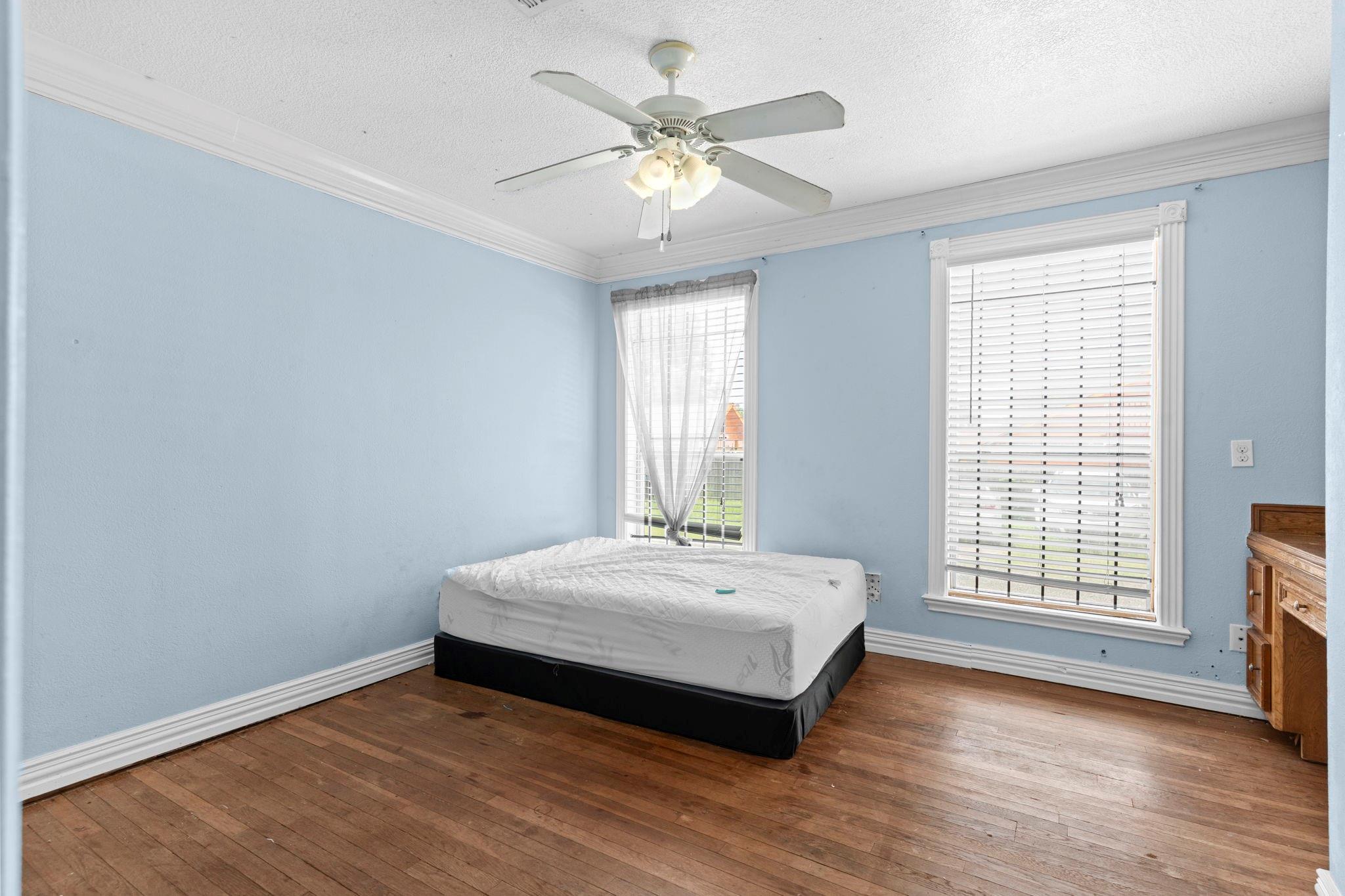8205 Appleton, Houston, TX 77022 photo