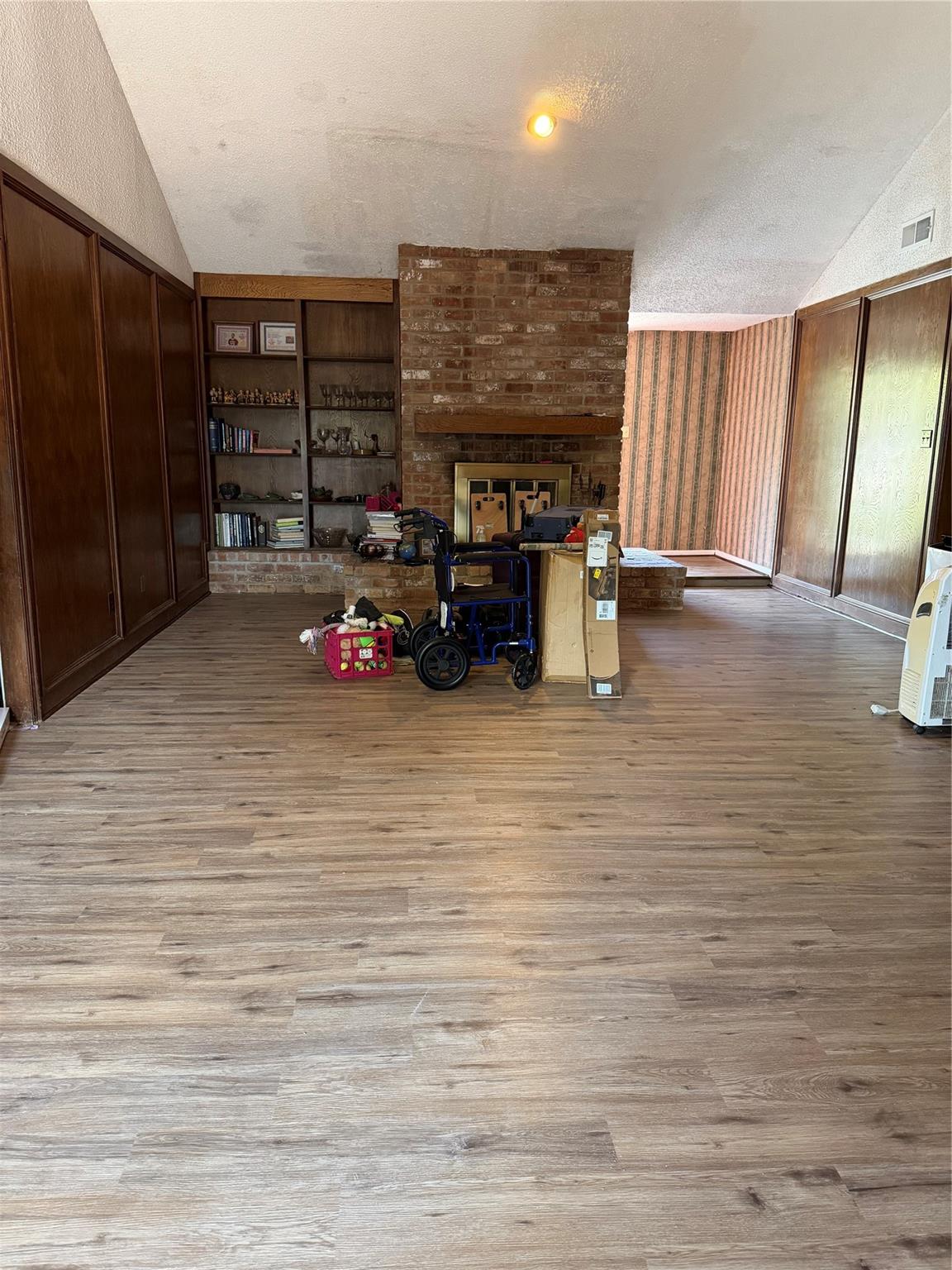 43 Quintana Dr, Galveston, TX 77554 photo