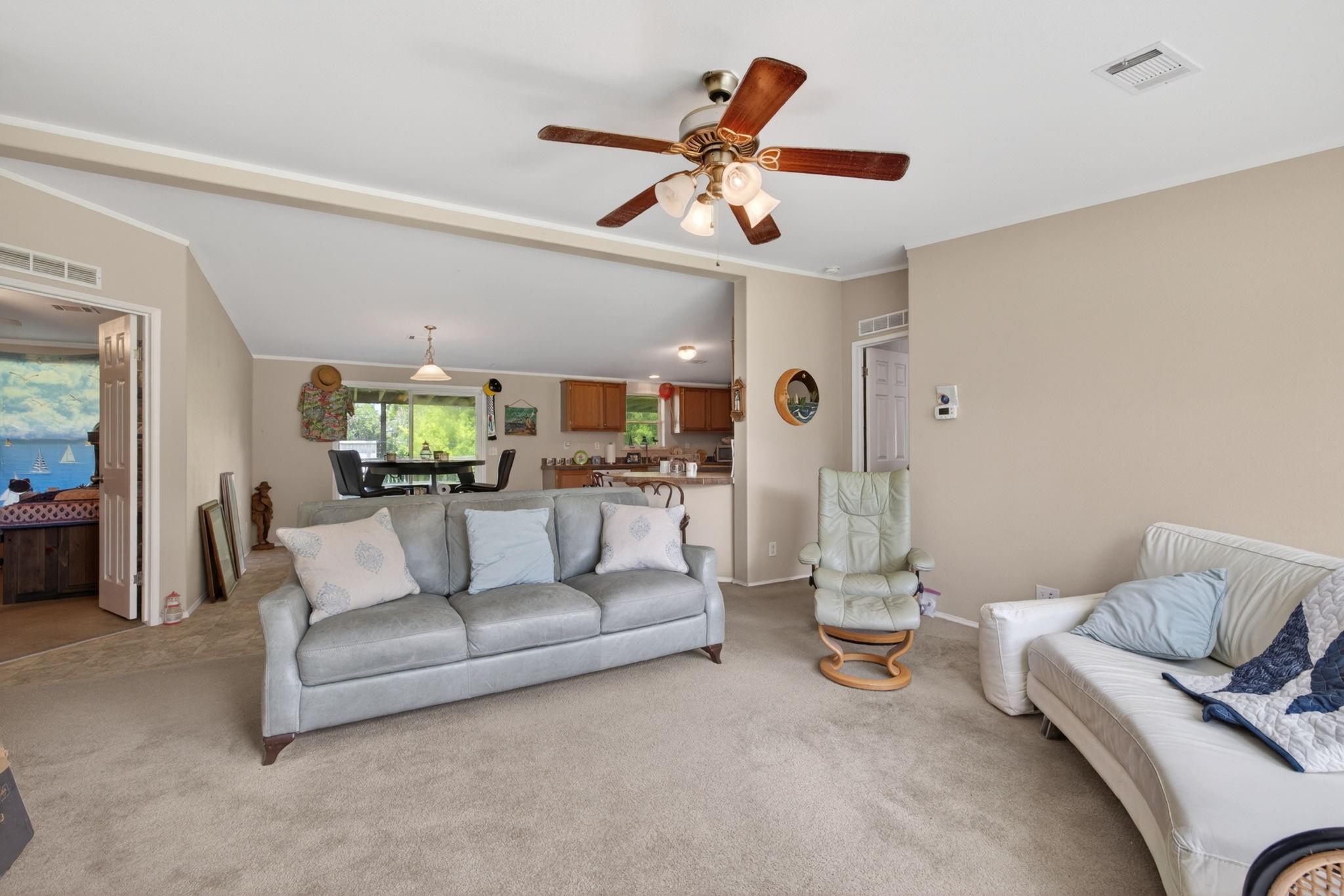 468 County Road 545, Alvin, TX 77511 photo