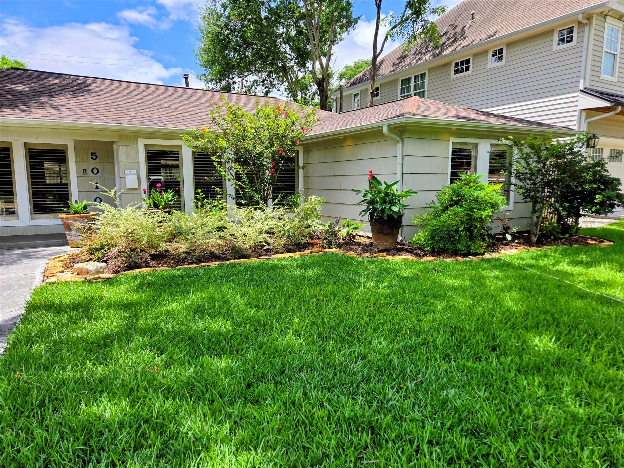 5010 Mayfair St, Bellaire, TX 77401 photo