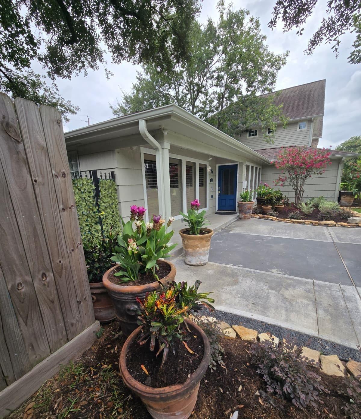 5010 Mayfair St, Bellaire, TX 77401 photo