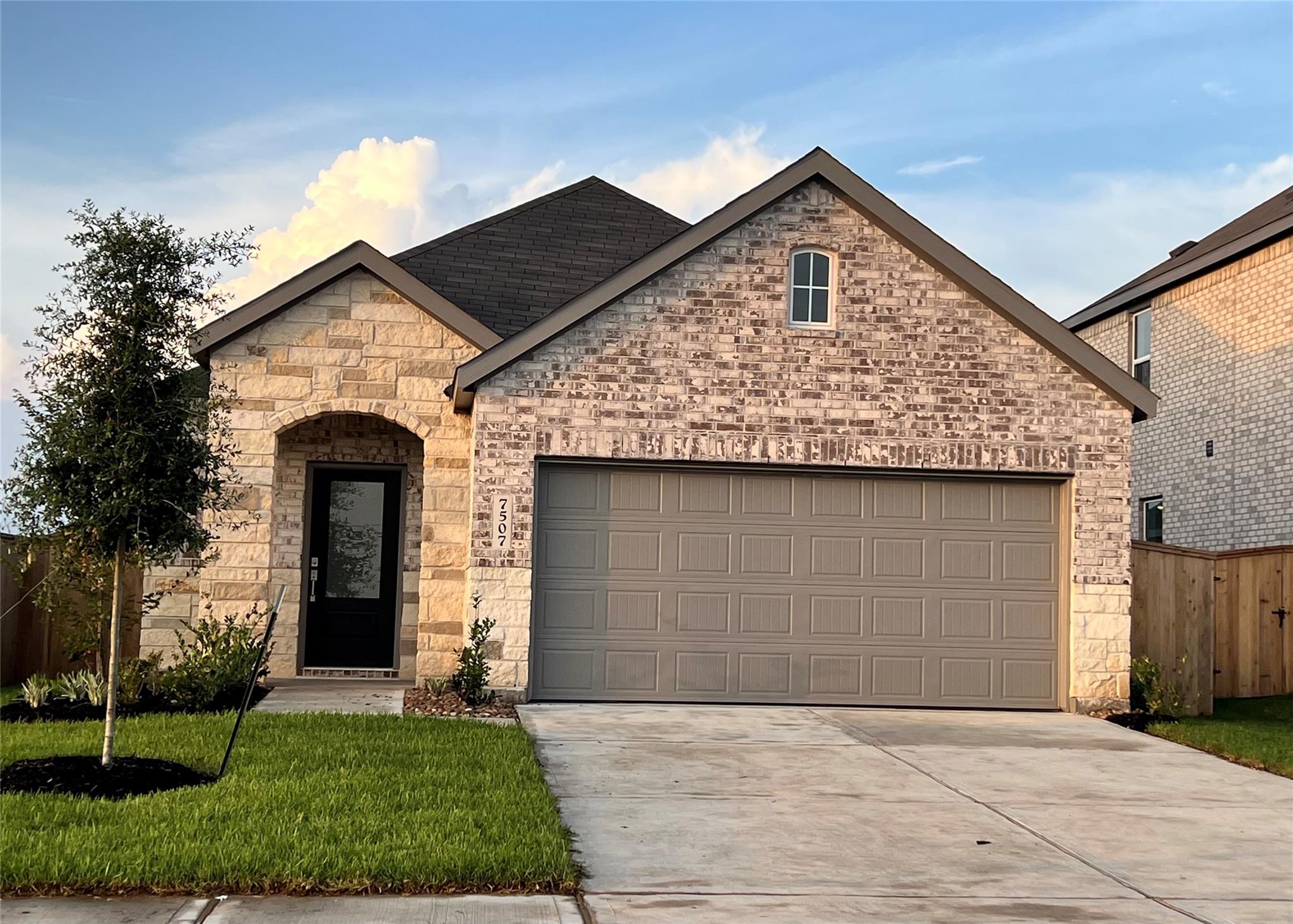 7507 Marbella Mtn, Richmond, TX 77469