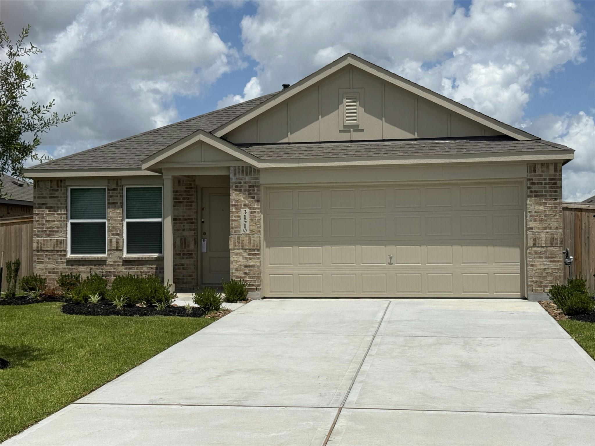 31510 Pianella Ln, Huffman, TX 77336