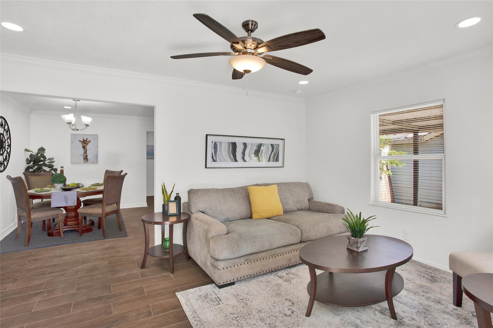 3204 Hoover St, La Marque, TX 77568 photo