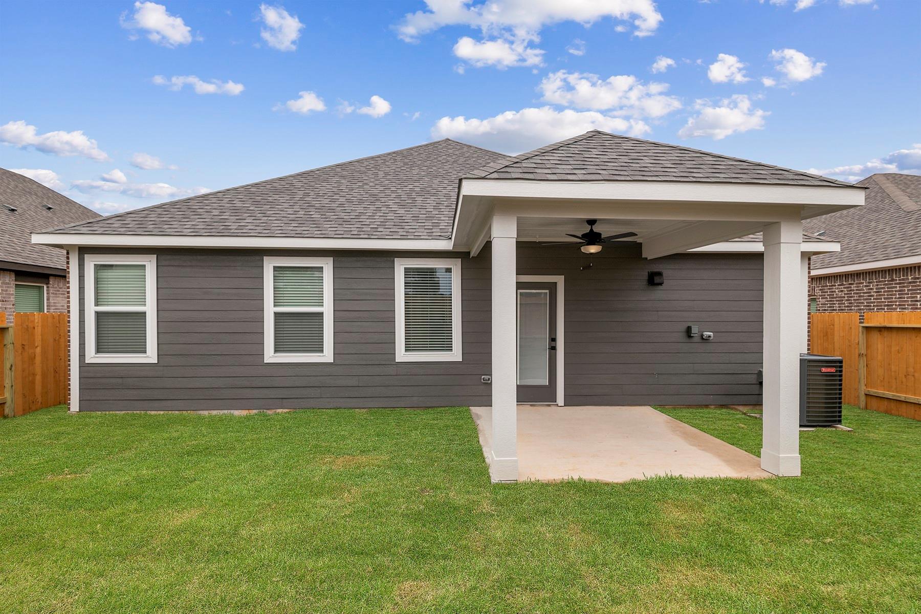 21567 Bluebonnet Bay Dr, Magnolia, TX 77354 photo