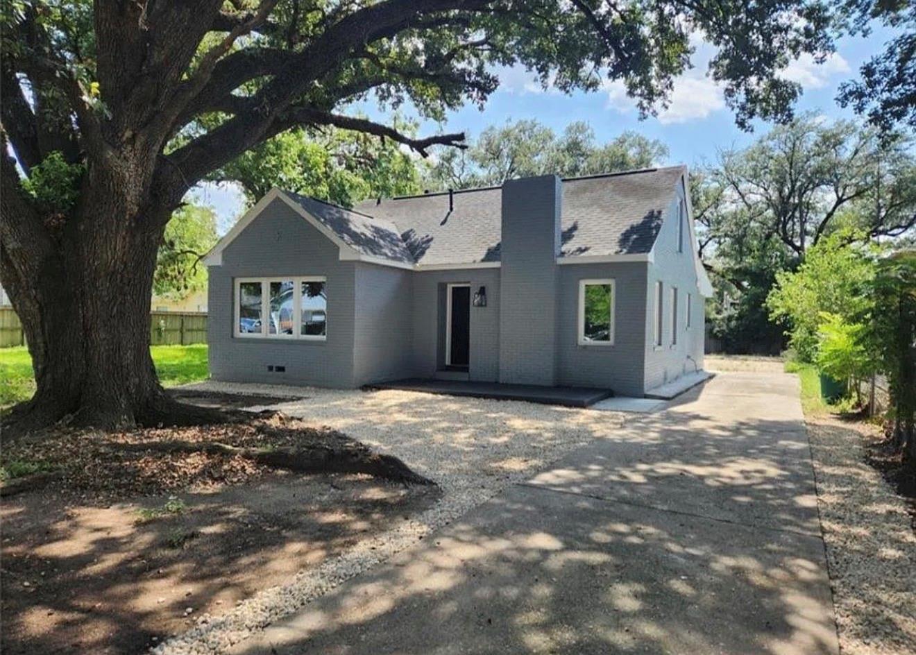 204 Center St, Pasadena, TX 77506
