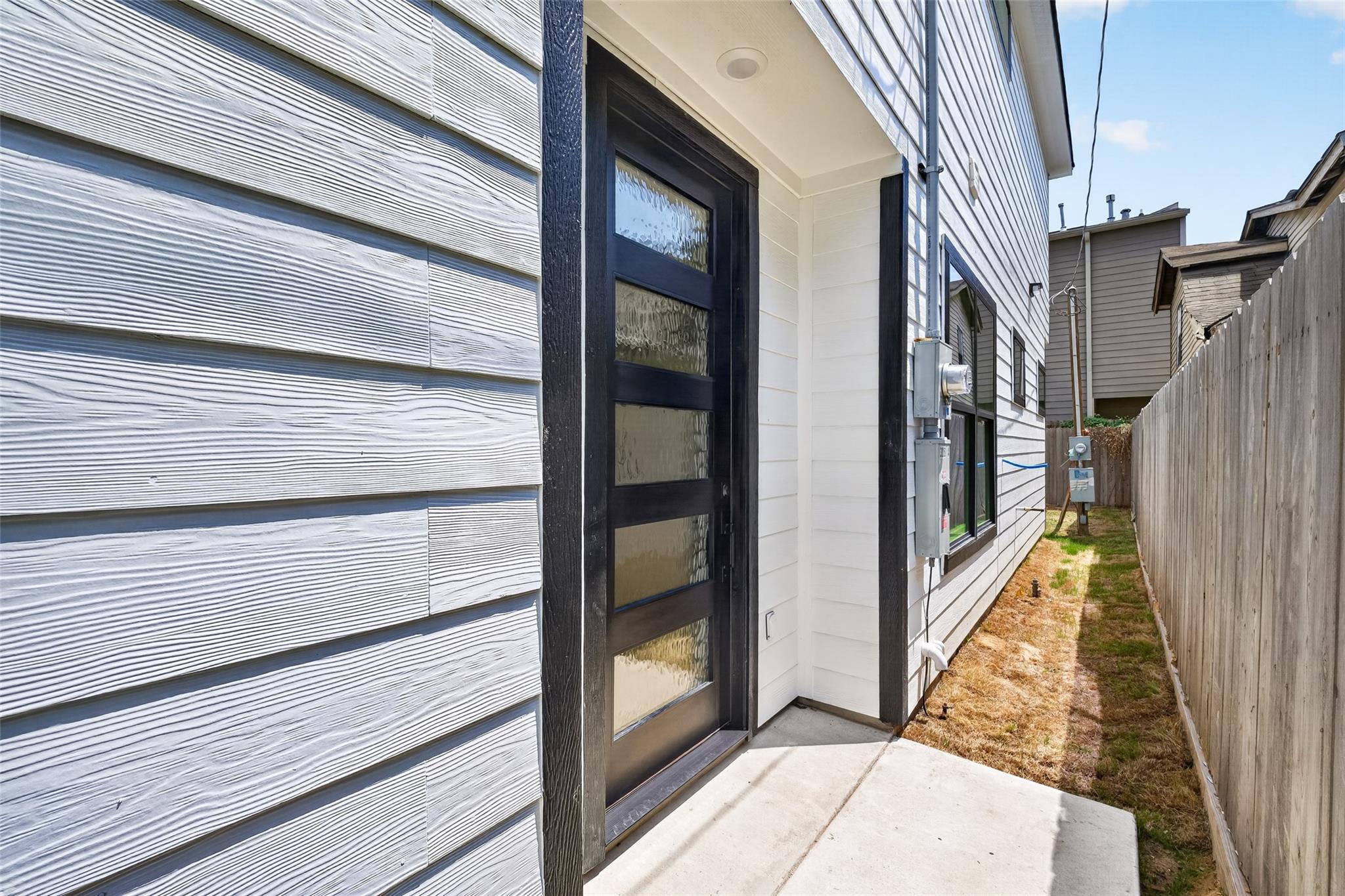 308 Engel St, Houston, TX 77011 photo