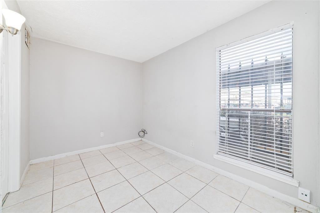 8754 Village Of Fondren Drive 8754, Houston, TX 77071 photo