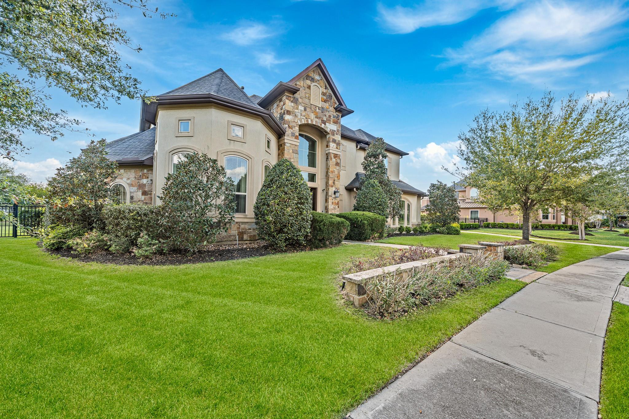 17515 W Bremonds Bend Ct, Cypress, TX 77433 photo