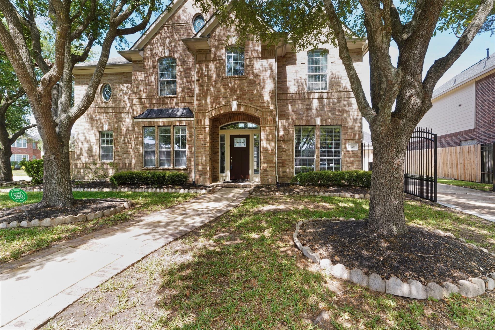 2903 Weatherford Ct, Pearland, TX 77584 photo