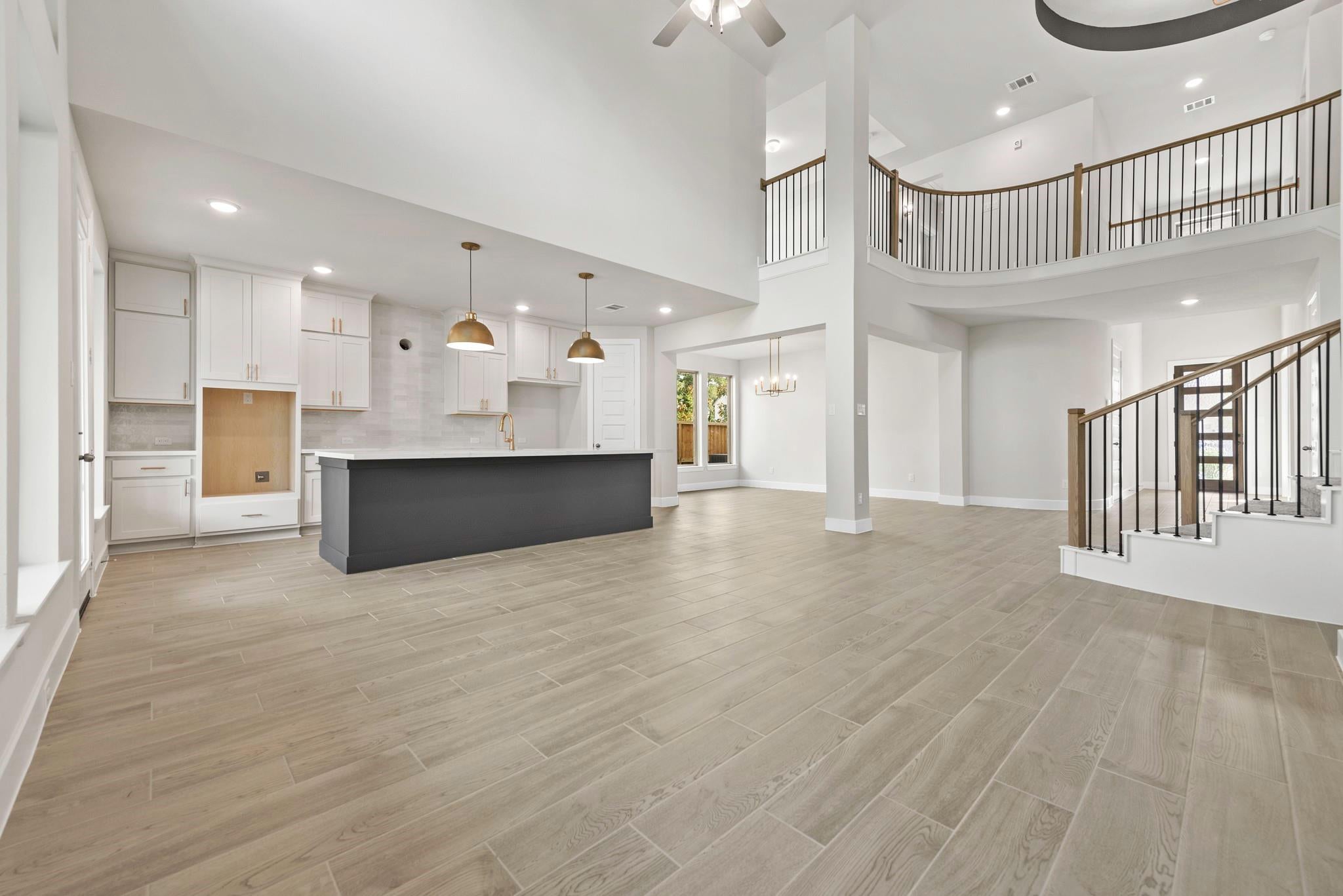 212 Silver Sage Ct, Conroe, TX 77304 photo