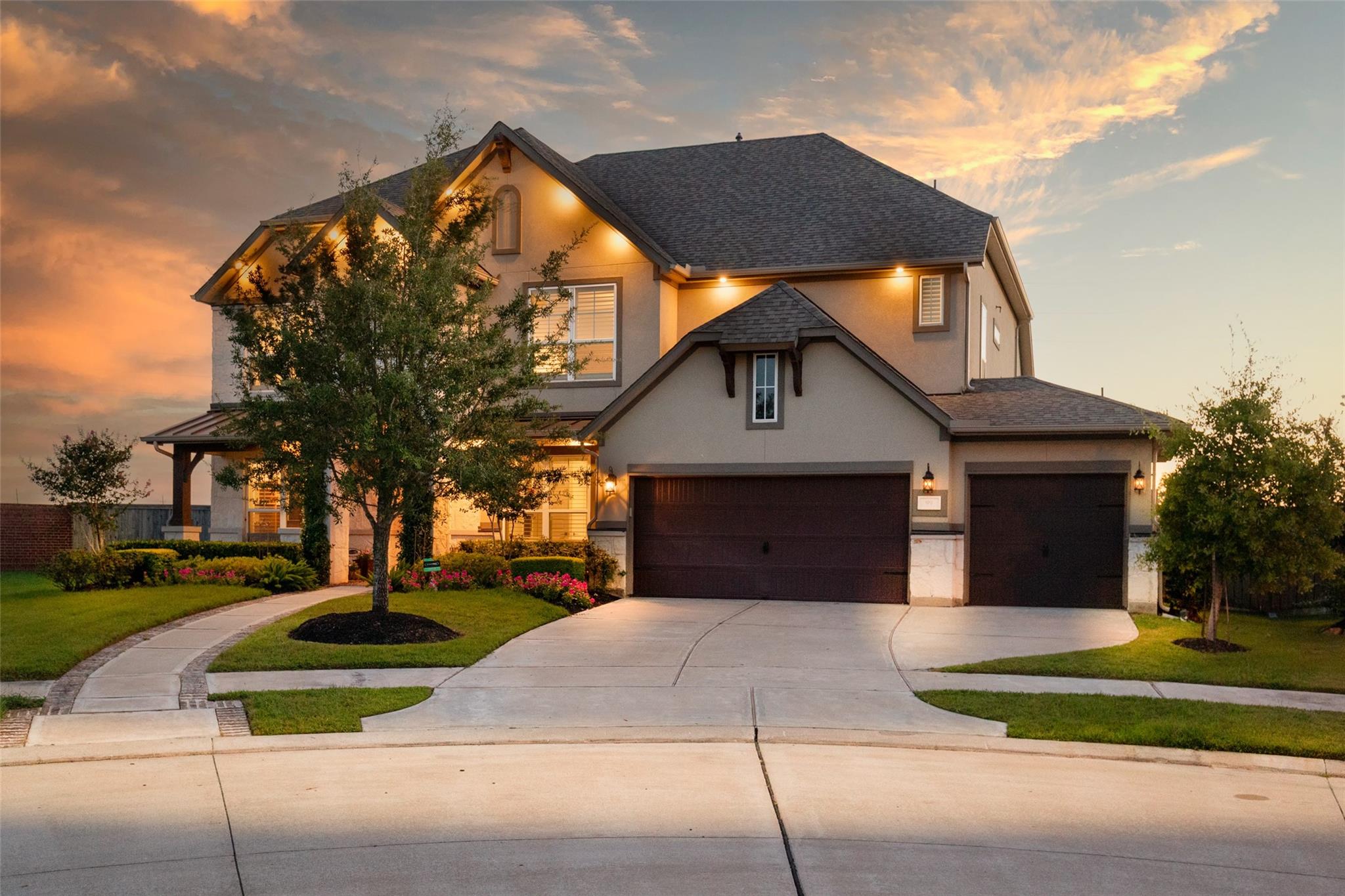 99 Zenith Ln, Sugar Land, TX 77498 photo