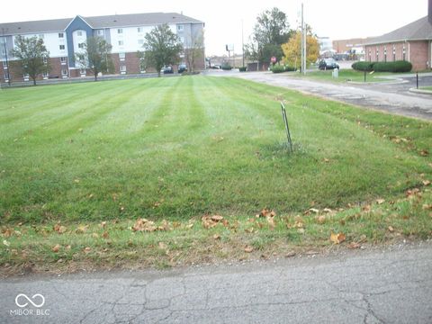 Unimproved Land in Indianapolis IN 8099 Castleton Road.jpg