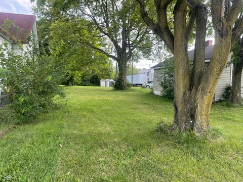  in Indianapolis IN 3333 Prospect Street.jpg