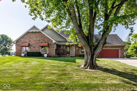 Single Family Residence in Greenwood IN 2623 Tournament Drive.jpg