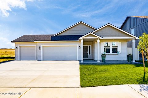 Single Family Residence in Hayden ID 13443 N Grand Targhee STREET.jpg